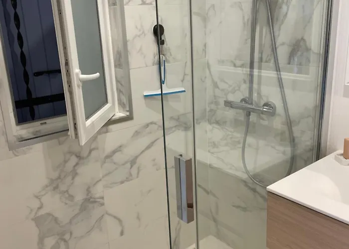 Classe 3 Etoiles Face A La De La Nartelle *