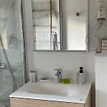 Appartement Classe 3 Etoiles Face A La De La Nartelle Avec Place De Parking Privative Sainte-Maxime