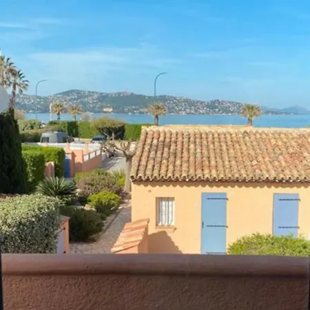 Classe 3 Etoiles Face A La De La Nartelle Apartment *