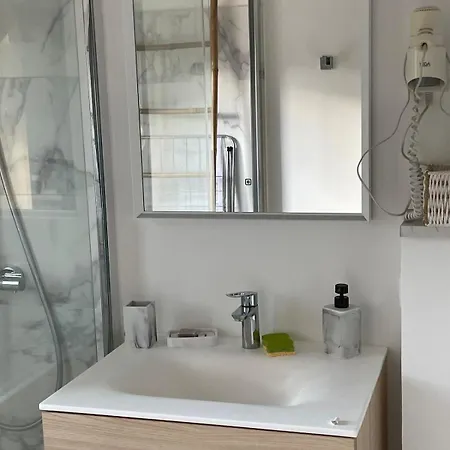 Apartment Classe 3 Etoiles Face A La De La Nartelle Sainte-Maxime