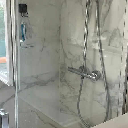 Apartment Classe 3 Etoiles Face A La De La Nartelle Sainte-Maxime