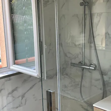 Classe 3 Etoiles Face A La De La Nartelle Sainte-Maxime