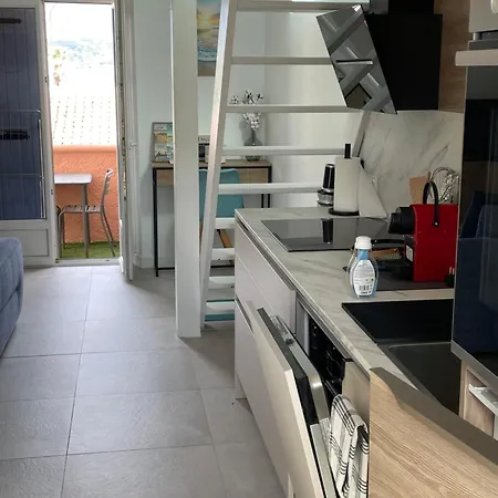 Classe 3 Etoiles Face A La De La Nartelle Avec Place De Parking Privative * Sainte-Maxime