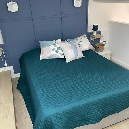 Classe 3 Etoiles Face A La De La Nartelle Avec Place De Parking Privative Sainte-Maxime